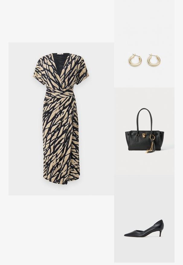 Beige omlotad klänning med svart abstrakt mönster, korta ärmar, v-ringning och detalj med knytning på sidan, tillverkad av lättviktig tyg.; Svart läderpumps med spetsig tå och låg klack. Har en slät textur och subtil glans. Öppet utskuret fram för extra detalj.; Svart läderhandväska med dubbla handtag, guldlås och kedjedetalj, samt svart-vit tofsaccessoar mot vit bakgrund.; Lauren Ralph Lauren BASIC SMALL HOOP - Örhänge - gold-coloured
