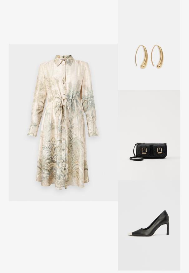 Crème-kleurige shirtjurk met botanische print, voorzien van lange mouwen, knoopsluiting, strikceintuur en een zachte, zijden textuur.; Zwarte leren hoge hak met een spits toelopende neus en een metalen zilverkleurige kap. Heeft een gladde afwerking en een slanke hak van 10 cm.; Zwarte leren schoudertas met twee vo pockets, gouden gespen, ritsluiting en een smalle band. Tekstuur oppervlak en compacte rechthoekige vorm.; Gouden metalen oorbellen in de vorm van een gebogen, verlengde hoop. Kenmerkend zijn het gladde, glanzende oppervlak en de afgeronde punt voor extra detail.