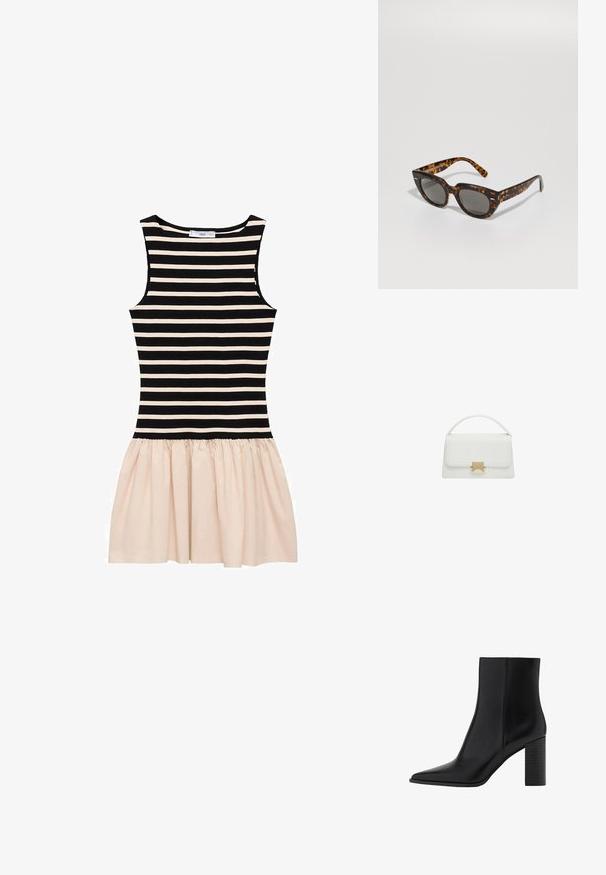 Gestreift Kleid mit einem oberen Abschnitt in Schwarz und Creme und einem gerafften Rock in Creme. Hergestellt aus weichem Stoff mit einem runden Ausschnitt und ärmellosem Design.; Schwarze Leder-Ankle Boots mit spitzem Zehenbereich, quadratischem Absatz, glatter Textur und Nähten entlang der Nähte. Die Absätze messen ungefähr 8,9 cm.; Schildpatt-Sonnenbrille mit kantigen Rahmen und grauen Gläsern. Verfügt über eine glänzende Oberfläche und dezente Markenkennzeichnung an den Bügeln.; Weiße Lederhandtasche mit strukturiertem Design, ausgestattet mit einem oberen Griff und einem goldfarbenen Verschluss. Glatte Textur und minimalistische Akzente.