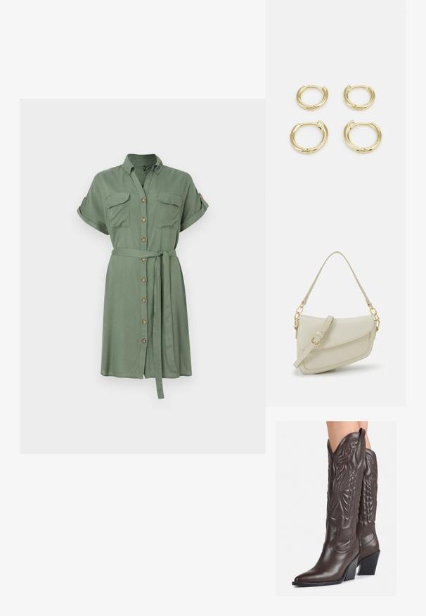 Šaty olivovej zelenej farby vyrobené z ľahkej látky, s krátkymi rukávmi, dvoma náprsníkovými vreckami a viazaným pásom so zapínaním na prednej strane.; Hnedé kožené kovbojské topánky s špicatou špičkou a blokovým podrážkou, so zložitým prešívaním a vyvýšenými akcentmi na puzdre.; Malá krémová kabelka s textúrovaným povrchom, dlhým nastaviteľným popruhom, reťazovým detailom a klopovým uzáverom. Zlaté kovové prvky.; Zlaté kruhové náušnice, štyri kusy, hladký povrch, zaoblený dizajn, rôzne veľkosti, s pántovým uzáverom pre jednoduché nosenie.