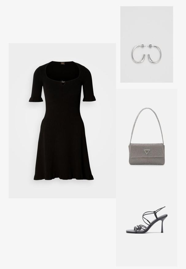 Must mustrõngaga must kleit, millel on ümmargune kaelus ja lühikesed ripsmed, mis laienevad õrnalt vöökohtadest. Täiendavaid üksikasju ei ole nähtaval.; Mustad musta värvi kontsandaalid on varustatud peente rihmadega, millel on sõlmekujundus, siledad ruudukujulised varbad ja stiilne stilettokonts.; Helehall metallik handbags, millel on kett, kaunistatud väikeste ümmarguste metallist õmblustega ja kolmnurkse brändi logoga.; Hõbedased rõngaskõrvarõngad, millel on sile ja läikiv pind. Ümar kuju, kerge disain, millel on post-tagumise kinnituse süsteem.