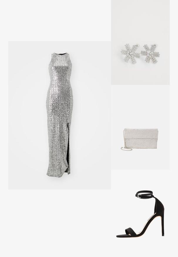 Sidabrinė blizgi vakarinė suknelė su prigludusiu fasonu, be rankovių, aukšta plyšiu ir tekstūruota paviršiumi, atspindinčiu šviesą.; Juodi zomšiniai aukštakulniai šlepetės su paprastu dirželio dizainu, atvira kojų pirštų dalimi ir kulkšnis apimančiu dirželiu su sidabrine sagtimi.; Sidabrinė tinklelio rankinė su tekstūruotu, austu dizainu, turinti užlenkiamą atvartą ir nuimamą grandinėlę nešimui.; Sidabriniai snaigės formos auskarai, išpuoštos deimantais, su trimatėmis detalėmis ir perliukais viršuje.