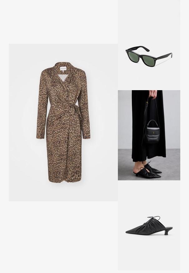 Abito avvolgente con stampa leopardata in un tessuto leggero e testurizzato, dotato di maniche lunghe e cintura da annodare in vita. Dettaglio del colletto a punta.; Mule in pelle nera senza chiusura con punta appuntita, texture raccolta e un piccolo tacco gattino. Presenta un dettaglio con cordoncino all'apertura.; Occhiali da sole in plastica nera con lenti verdi, montatura quadrata, dettaglio argento sulla parte superiore e steli con texture. Marchio indicato sulla parte interna dello stelo.; Piccolo borsetta in pelle nera di forma rotonda, con maniglia superiore e tracolla removibile. Abbinata a un vestito in tessuto nero e scarpe a pieghe nere.