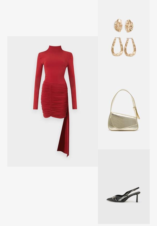 Piros hosszú ujjú ruha magas nyakkal, ráncolt testtel és aszimmetrikus aljjal. Simás anyagból készült, oldalsó drapéria részlettel.; Fekete lakk bőr, hegyes orrú slingback cipő, boka pántokkal, ezüst csatokkal és hardverelemekkel, valamint karcsú sarkú.; Arany fémes kézi táska, strukturált dizájnnal, sima felülettel és állítható pánttal. Egyedi háromszög alakú, minimalistának mondható varrásokkal rendelkezik.; Aranyszínű fülbevalók, texturált, hullámos formákkal. Tartalmazza a szobrászati klipszes studokat és az open hoop kialakítást, kalapácsos felülettel.