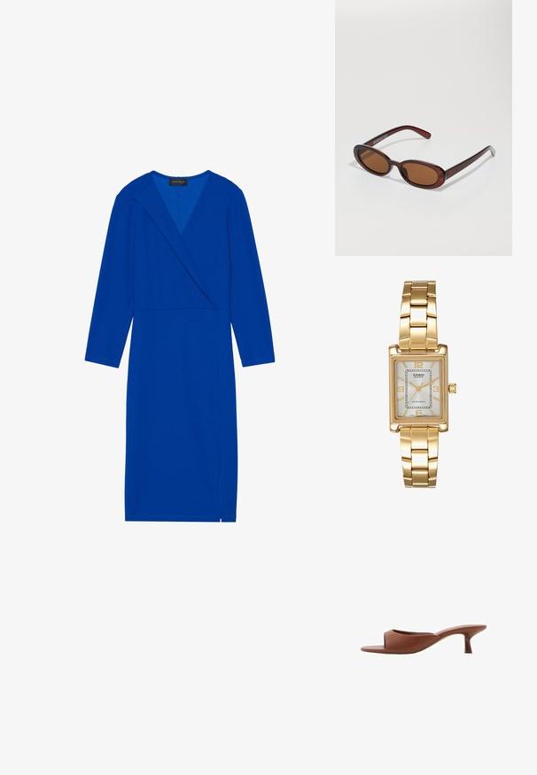 Modrá dlhá rukávová šaty s prekrývajúcim dizajnom, s V-výstrihom a bočným rozparkom. Vyrobené z hladkej tkaniny so pevným povrchom.; Hnedé sandále na vysokom opätku s otvorenou špičkou, s hladkým, matným povrchom, so zakriveným dizajnom a priehľadným, zužujúcim sa opätkom.; Okrúhle slnečné okuliare s hnedým nádychom a lesklým burgundským rámom. Úzke ramená s jemným brandovaním. Plochej šošovky dizajn.; Zlatý obdĺžnikový náramkový hodinky s bielym ciferníkom, striebornými indexmi a odolným kovovým náramkom. Obsahuje vodoodolnú funkciu.
