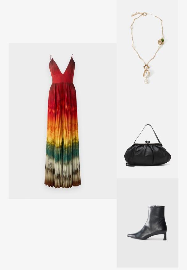 Maxi sukienka z głębokim dekoltem w kształcie litery V, z plisami. Gradient kolorów od czerwieni do pomarańczu, przechodzący w zieleń i brąz na dole. Regulowane ramiączka.; Czarne skórzane botki sięgające kostki z ostrym noskiem i eleganckim designem. Posiadają niski obcas oraz zamek błyskawiczny z tyłu. Gładka faktura.; Czarna skórzana torebka o zaokrąglonym, plisowanym wzorze. Posiada metalowy zamek z dwoma dekoracyjnymi kulkami oraz smukły, odpinany pasek.; Złota naszyjnik z splotami, białymi perłami i akcentem zielonego kamienia. Posiada skomplikowane detale oraz zapięcie do zamykania.
