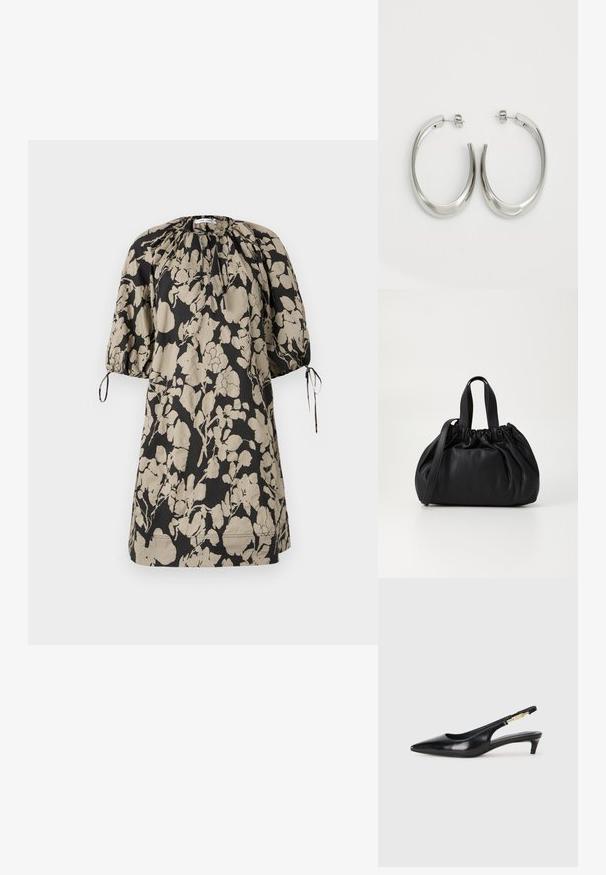 Blomstermønstret kjole i sort og beige, laget av mykt stoff. Har en sammensamlet utringning og korte pufferm med bånd.; Sorte lærreim hæler med spiss tå, som har en slank hæl og en gullfarget detalj på den justerbare stroppen. Glatt tekstur.; Svart lærveske med en samlet toppdesign, som har to korte håndtak og en lang justerbar stropp. Glatt tekstur, rund form.; Sølvøreringer med en jevn, buet design. Har en blank metallisk finish og en studlås. Ingen synlige mønstre eller aksenter.