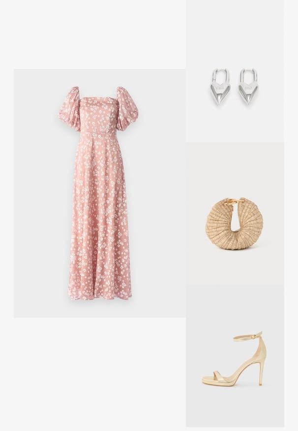 Lyserød blomstermaxikjole med puffærmer, firkantet udskæring og en svajende silhuet. Har hvide blomster mønstre på gennemsigtigt stof.; Guldmetal højhælede sandaler med åben tå, ankelrem med spænde og en platformsål for ekstra højde. Glat overflade.; Cult Gaia UBAH - Clutches - wheat; Sølv hjerteformede hængelåse med indgraveret "JA" og "NEJ" tekst, poleret finish, symmetrisk design og en robust metalklap.