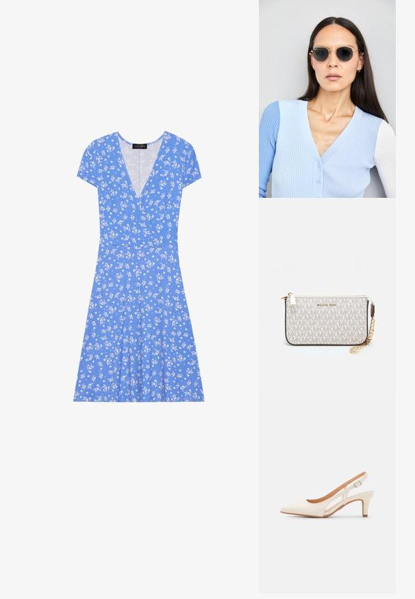 Modré květinové šaty s krátkými rukávy, s výstřihem do V, vyrobené z měkké látky a s rozšířenou sukní zdobenou bílými květinovými vzory.; Bílé lodičky na podpatku s špicatou špičkou, hladkým svrškem, nízkým blokovým podpatkem a designem s bočním výřezem se stahovací sponou.; Kulaté sluneční brýle s tmavými čočkami a zlatými rámy. Modelka má na sobě světle modrý žebrovaný kardigan s knoflíky a kontrastními bílými rukávy.; Kabelka na zápěstí Michael Kors v béžové potažené plátno s opakujícím se vzorem loga MK, zlatými kovovými doplňky a odnímatelným řetízkovým popruhem.