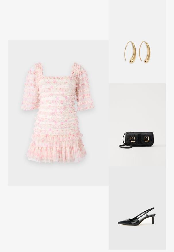 Rynket kjole med firkantet hals og puffede ermer, laget av gjennomsiktig stoff med rosa blomster mønster og lagdelte volanger i kanten.; Sorte patent slingback hæl med spids tå, featuring tekstureret slangeskind, justerbar rem og en kort, tekstureret blokhæl.; Svart skinn crossbody veske med to frontlommer, gyldne spenner, glidelåslukking og en slank stropp. Teksturert overflate og kompakt rektangulær form.; Gullfargede metalløredobber med en buet, forlenget form. Har en jevn, blank overflate og en avrundet tupp for ekstra detaljer.