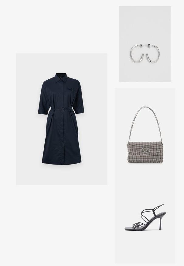 Vestido azul marinho com cinto, colarinho com botões, mangas curtas e um bolso no peito. Feito de material suave com uma silhueta reta.; As sandálias de salto alto pretas apresentam tiras finas com um design em nó, uma biqueira quadrada lisa e um elegante salto agulha.; Bolsa metálica cinza claro com uma alça de corrente, adornada com pequenos rebites metálicos circulares e um logótipo triangular da marca.; Brincos de argola prateados com um acabamento suave e brilhante. Forma arredondada, design leve, com fecho de pino.