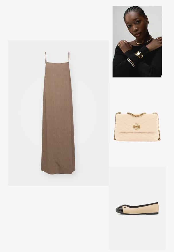 Dlhé šaty bez rukávov v svetlohnedej farbe, s textúrovaným vzorom a tenkými ramienkami, s rovnou siluetou a dĺžkou až po zem.; Baleríny s telom z béžovej kože a lesklou čiernou lakovanou špičkou. Obsahujú malú mašľu na prednej strane. Plná podrážka.; Prešívaná krémová kožená kabelka so zlatým reťazovým pásom a sponou s logom. Obdĺžnikový tvar s diagonálnym prešívaním a hladkou textúrou.; Zlaté šperky zahŕňajú choker, viaceré prstene a náramky s hladkými a textúrovanými povrchmi, položené na tmavom žebrovanom svetri.