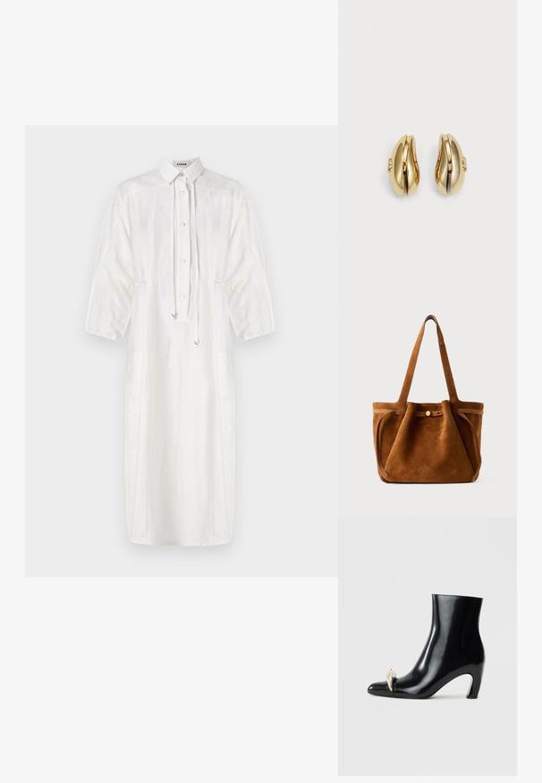 Valkoinen pellavapuku, jossa on kaulukseton pääntie, napit edessä ja kiristysnyöri. Pitkät hihat ja rento, midi-pituinen siluetti.; Mustat nilkkurit, jotka on valmistettu kiiltävästä nahasta, ja joissa on terävä kärki sekä koristeellinen kultainen ja hopeinen aksentti edessä. Laiton korko.; Ruskea samettinen kantolaukku, jossa on kaksinkertaiset kahvat, nappikiinnitys ja rento, hieman lörpähtänyt muoto.; Korvatekniikalla muotoillut kultasävytteiset korvakorut. Jokaisessa korvakorussa on sileäpintainen pinta ja pieni lukko, jossa on koristeellinen yksityiskohta.