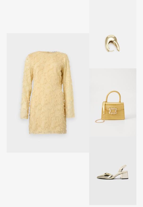 Rumena obleka z dolgimi rokavi, teksturirana blaga z razfrkanimi detajli. Okrogel ovratnik z zadrgo na hrbtni strani.; Zlati, kovinski slingback čeveljci z ostrim nosom in masivnim peto. Gladka tekstura, minimalistična zasnova in ozka zanka.; Rumeno usnjeno-usnje z vzorcem krokodila, s strukturiranim dizajnom, zgornjo ročajem, snemljivo verižico in dekorativnim kristalnim okrasjem na zaponki.; Uhane nakit iz zlatastega tona z gladko, ukrivljeno zasnovo. Ima edinstveno koničasto obliko, polirano površino in zaponko s tečajem.