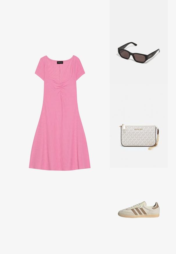 Vaaleanpunainen lyhythihainen mekko, jossa on neliönmuotoinen pääntie, etuosassa kokoontumisia ja valuva helma. Valmistettu pehmeästä ribbikankaasta.; Tennarit, joissa on hengittävä kerma värinen verkkolaru, ruskeat nahkakoristeet ja kolme allekirjoitusviivaa. Kevyt kumipohja, jossa on teksturoitu kuvio.; Mustat suorakulmaiset aurinkolasit tummilla linsseillä. Ominaisuuksina sileä muovikehys ja logotieto tempussa. Siisti, moderni muotoilu.; Michael Kors kääröbeige pinnoitettua kangasta, jossa on toistuva MK-logo -kuvio, kultaiset yksityiskohdat ja irrotettava ketjuhihna.