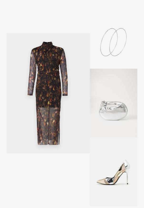 Ilga rankovė, skaidrus suknelė su tamsių atspalvių gėlių raštu, turinti aukštą iškirptę ir raukšles palei kūną, suteikiančias prigludusį siluetą.; Aštrus pirštas aukštakulnis batelis su sidabro, aukso ir nuogų spalvų deriniu. Blizgus paviršius su išpjovos dizainu, su stiletto kulnu.; Sidabrinė metalinė maišelio forma su švelnia, apvalia forma ir mazgu užveriamu viršumi. Pagaminta iš lygios dirbtinės odos medžiagos.; Sidabrinės pusmėnulio auskarai minimalistiniu dizainu. Apskritimo forma, lygus paviršius ir plonas profilis. Lengvi su poliruotu apdailu.