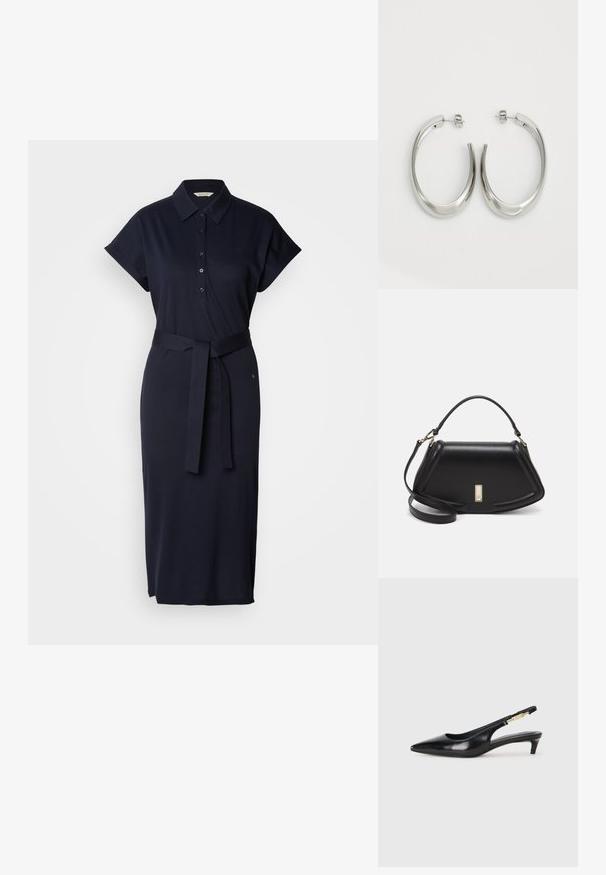 Marinblå poloklänning i bomullsblandning, med korta ärmar, krage, knappar fram och ett matchande bälte vid midjan.; Svart läder slingback-hälar med spetsig tå, med en smal klack och en guldtonad detalj på den justerbara remmen. Slät textur.; Svart läderhandväska med en strukturerad design, som har en avskuren form, ett handtag upptill och guldiga detaljer. Justerbar axelrem ingår.; Silverfärgade hoopsörhängen med en slät, böjd design. Har en glänsande metallisk yta och ett stiftlås. Inga synliga mönster eller detaljer.