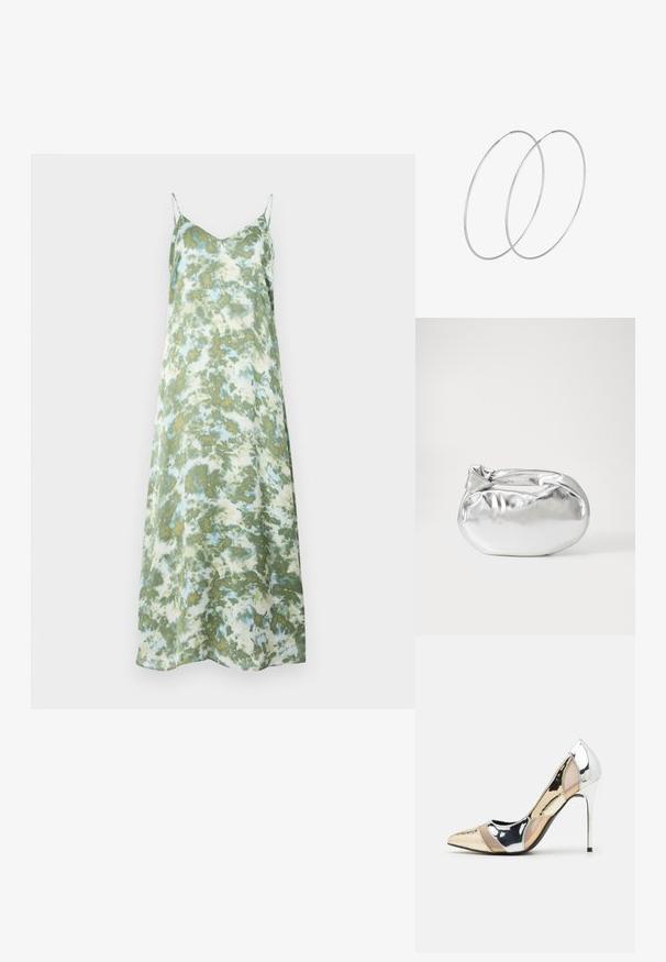 Satin zelena obleka z svetlo modrimi in kremnimi abstraktnimi vzorci. Zanko za ramena in tekoč dizajn do gležnjev. Gladka tekstura.; Čevlji z visoko peto in konico, v barvni kombinaciji srebrne, zlate in nude. Sijajna obdelava z izrezljanim dizajnom, z igličasto peto.; Srebrna kovinska torbica z mehko, zaobljeno obliko in zavezano zgornjo zaporo. Narejena iz gladkega umetnega usnja.; Srebrne uhane v obliki obroča z minimalističnim dizajnom. Krožna oblika, gladka tekstura in tanek profil. Lahki s poliranim zaključkom.