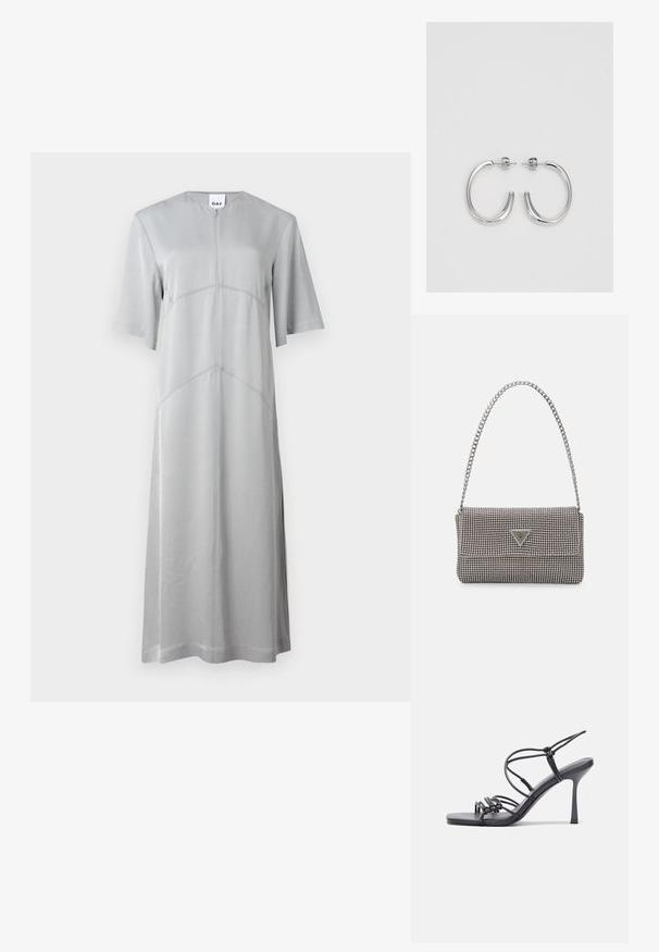 Vaaleanharmaa midi-mekko, joka on valmistettu sileästä kankaasta. Mekossa on lyhyet hihat, pyöreä kaula-aukko ja vinot saumat, jotka antavat rakenteellista ilmettä.; Mustat korkokengät sandaalit, joissa on ohuet hihnat solmittuna, sileä neliön muotoinen varvasosa ja tyylikäs stiletto-korko.; Vaalea harmaa metallinen käsilaukku, jossa on ketjusanka. Laukku on koristeltu pienillä pyöreillä metallikoruilla ja kolmion muotoisella brändilogolla.; Hopehopeet hopehopeet hopehopeet hopehopeet, jolla on sileä, kiiltävä pinta. Pyöreä muoto, kevyt rakenne, jossa on neulakiinnitys.