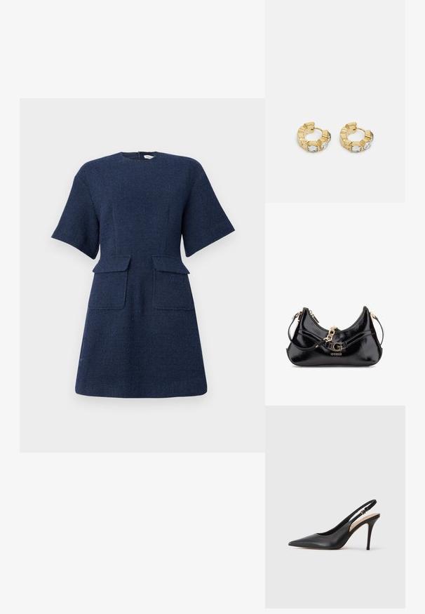 Marineblaues Kurzarmkleid aus strukturiertem Stoff mit geradem Schnitt, ausgestattet mit zwei aufgesetzten Taschen vorne und einem Reißverschluss hinten.; Schwarze Leder-Slingback-Pumps mit spitzer Zehenform, glatter Textur und einem zarten Riemen mit einer metallischen Schnalle.; Schwarze Lackledertasche mit geschwungenem Design, goldenen Hardware-Akzenten und einem auffälligen Logo. Inklusive abnehmbarem Schultergurt.; Goldene Creolen mit einem strukturierten Design und drei klaren Kristallakzenten auf einer Seite, die eine moderne geometrische Ästhetik bieten.