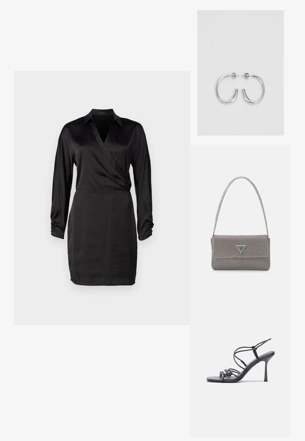Vestido envolvente preto em satin com mangas longas, decote em V e detalhes franzidos nos punhos. A textura suave e a silhueta ajustada realçam seu design elegante.; As sandálias de salto alto pretas apresentam tiras finas com um design em nó, uma biqueira quadrada lisa e um elegante salto agulha.; Bolsa metálica cinza claro com uma alça de corrente, adornada com pequenos rebites metálicos circulares e um logótipo triangular da marca.; Brincos de argola prateados com um acabamento suave e brilhante. Forma arredondada, design leve, com fecho de pino.