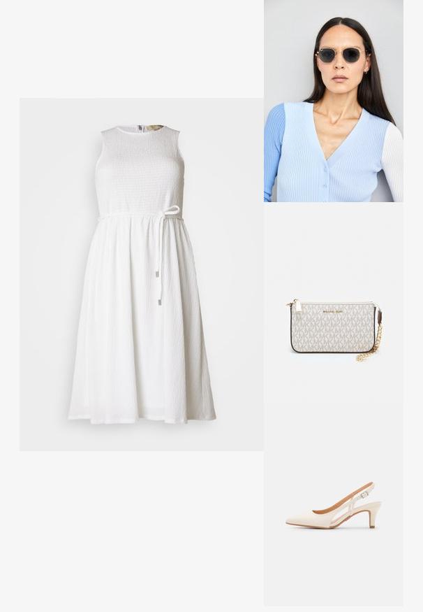 Hvit ermeløs kjole med teksturert stoff, en glatt rund halslinje og en justerbar knytning i midjen med metalldetaljer.; Hvit slingback-hel med spiss tå, glatt overmateriale, lav blokkhelt, og cut-out-design på siden med justerbar spenne.; Runde solbriller med mørke linser og guldrammer. Modellen har en lyseblå, ribbet cardigan med knapper og kontrast hvide ærmer på.; Michael Kors håndleddsveske i beige belagt kanvas med et gjentakende MK-logo mønster, gullfarget maskinvare og en avtakbar kjede-rem.