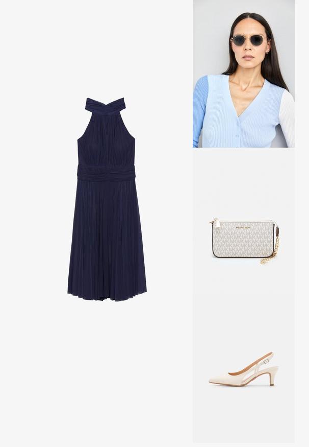 Tengerészkék pánt nélküli ruha pliszírozott szoknyával és gyűjtött mellrésszel. Jellemzője a csavart nyakrésze és az elasztikus derékpánt a kényelem érdekében.; Fehér slingback sarok, hegyes orral, sima felső anyaggal, alacsony blokk sarkával és oldalsó kivágott dizájnnal, állítható csatpánttal.; Kerek napszemüveg sötét lencsékkel és arany kerettel. A modellen világoskék, bordázott kardigán van gombokkal és kontrasztos fehér ujjaival.; Michael Kors bézs bevonatos vászon karkötő, amely ismétlődő MK logó mintával, aranyszínű fémrészletekkel és levehető lánchordóval rendelkezik.