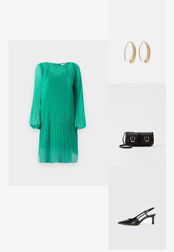Grønn plissert kjole med lange ballongsleeves og rund hals. Stoffet er lett og gjennomsiktig, med en flytende silhuett.; Sorte patent slingback hæl med spids tå, featuring tekstureret slangeskind, justerbar rem og en kort, tekstureret blokhæl.; Svart skinn crossbody veske med to frontlommer, gyldne spenner, glidelåslukking og en slank stropp. Teksturert overflate og kompakt rektangulær form.; Gullfargede metalløredobber med en buet, forlenget form. Har en jevn, blank overflate og en avrundet tupp for ekstra detaljer.