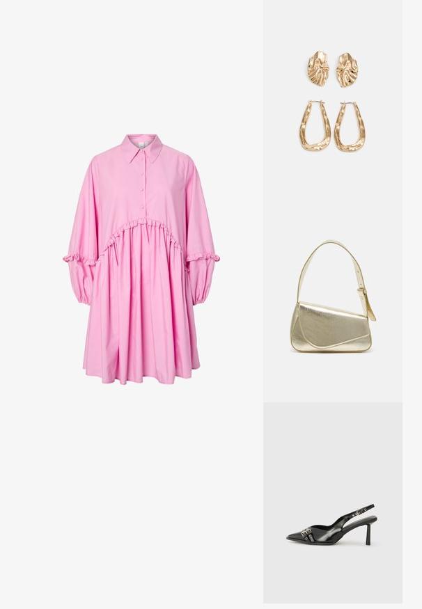 Saia longa rosa com mangas compridas, colarinho, fecho de botão na frente, cintura franzida e detalhes em babados nas mangas e na cintura.; Sapato slingback preto em pele patentada com bico apontado, tiras no tornozelo apresentando fivelas e acessórios prateados, e um salto elegante.; Bolsa de mão metálica dourada com um design estruturado, textura suave e alça ajustável. Apresenta uma forma triangular única e costura minimalista.; Brincos em tom de ouro com formas onduladas e texturizadas. Inclui studs escultóricos com presilha e um design de argola aberta com um acabamento martelado.