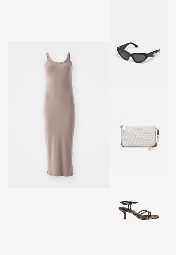 Długa, dopasowana sukienka wykonana z jasnobrązowej, prążkowanej tkaniny. Posiada cienkie ramiączka oraz prosty krój z rozcięciami po bokach u dołu.; Sandały na obcasie w panterkę, ze kwadratowym noskiem, wieloma paskami i średnim obcasem. Wykonane z miękkiego materiału tekstylnego.; Okulary przeciwsłoneczne w kształcie kocich oczu z matową czarną oprawką z plastiku, ciemnymi soczewkami oraz złotym akcentem z logo na zausznicy. Kanciasty kształt i gładka tekstura.; Portfel na nadgarstek marki Michael Kors w beżowej, pokrytej płótnem, z powtarzającym się wzorem logo MK, złotym okuciem i odpinanym łańcuszkowym paskiem.