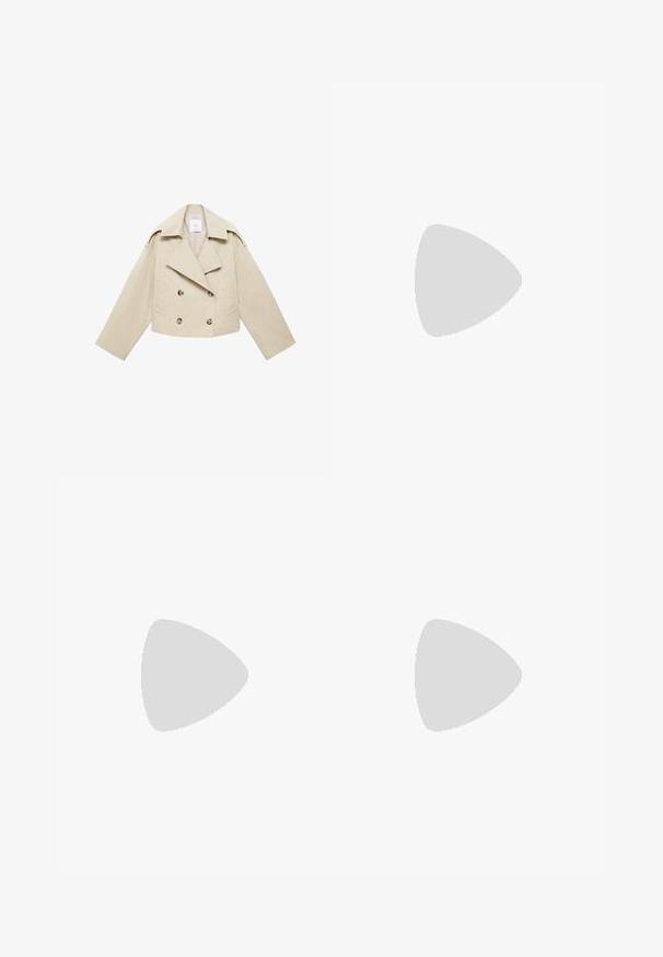 Veste beige cropped à double boutonnage en coton. Comprend de grands boutons, deux poches avant et un large revers avec un col ouvert.; T-shirt bleu marine avec un col rond, des manches courtes et une texture douce. Fabriqué à partir d'un matériau léger, il présente une coupe décontractée.; Pantalons évasés beiges à taille haute, en tissu de coton. Dotés de poches avant et arrière, de passants de ceinture et d'un unique bouton en métal argenté.; Bottes noires en faux cuir montantes, avec une surface lisse, des panneaux latéraux en élasthanne et une semelle plate pour le confort.