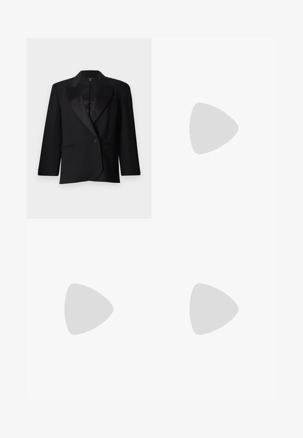 Mustat räätälöidyt takit, joissa on satiinikaulukset, yksittäinen nappisulku, kaksi etutaskua ja jämäkkä muotoilu. Smooth-kankaan rakenne.; Valkoinen lyhythihainen t-paita, joka on valmistettu ribbytedusta kankaasta. Pyöreä pääntiie, normaali istuvuus ja hienovaraiset ompeluyksityiskohdat. Ei kuvioita tai grafiikkaa.; Mustat housut, joissa on räätälöity istuvuus, suorat lahkeet, sivutaskut ja sileä kankaan rakenne.; Mustat nahkaiset nilkkurit, joissa on kärki ja tukeva korko. Korkea leikkaus, sileä pinta ja minimalistinen muotoilu.