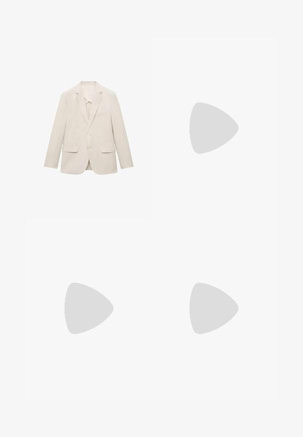 Giacca da uomo beige chiaro realizzata in tessuto liscio, caratterizzata da un design a un petto, rever a inversione e due tasche frontali.; Camicia a maniche lunghe bianca e nera con motivo geometrico, abbottonatura frontale e colletto classico. Tessuto leggero con superficie liscia.; Pantaloni in lino verde oliva con piega frontale, dotati di chiusura con bottone e una fodera a quadretti a contrasto nella cintura.; Mocassini sintetici neri con una spessa cucitura frontale, soletta imbottita e suola piatta in gomma; design elegante con dettagli minimi.