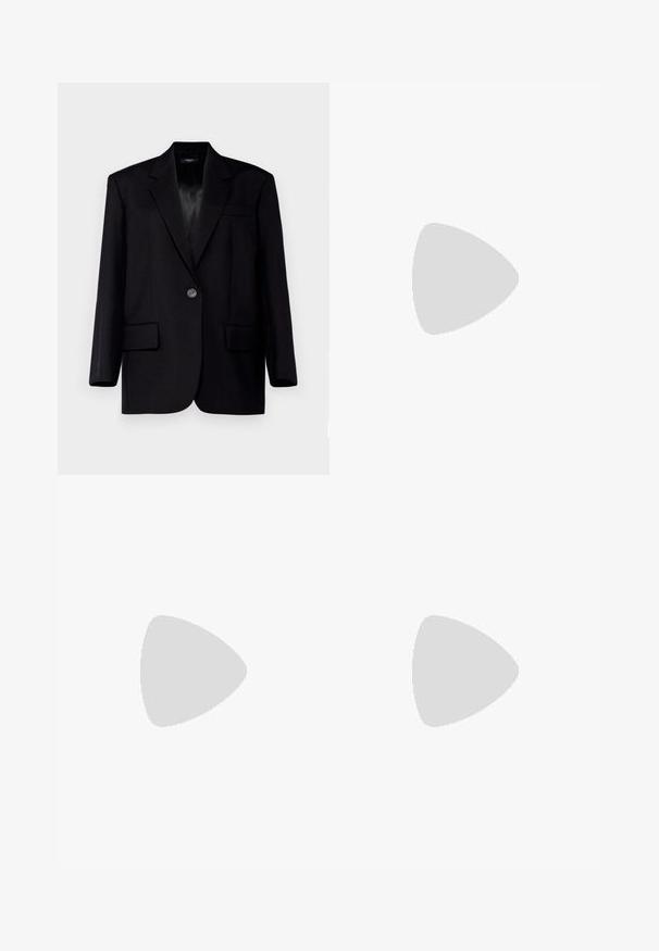 WEEKEND MaxMara BRAVO - Blejzer - nero; Biele tričko s krátkym rukávom vyrobené z bavlny. Dizajn s okrúhlym výstrihom, s hladkou textúrou a bez viditeľných vzorov alebo akcentov. Základný štýl.; Čierna saténová sukňa až po zem s hladkou textúrou, priliehavým pásom a siluetou do A, bez viditeľných ozdôb alebo vzorov.; Biele nízkopriehnuté tenisky Puma s šnurovaním vpredu, decentným brandingom na boku a podošve a hladkým syntetickým zvrškom, ideálne na príležitostné nosenie.