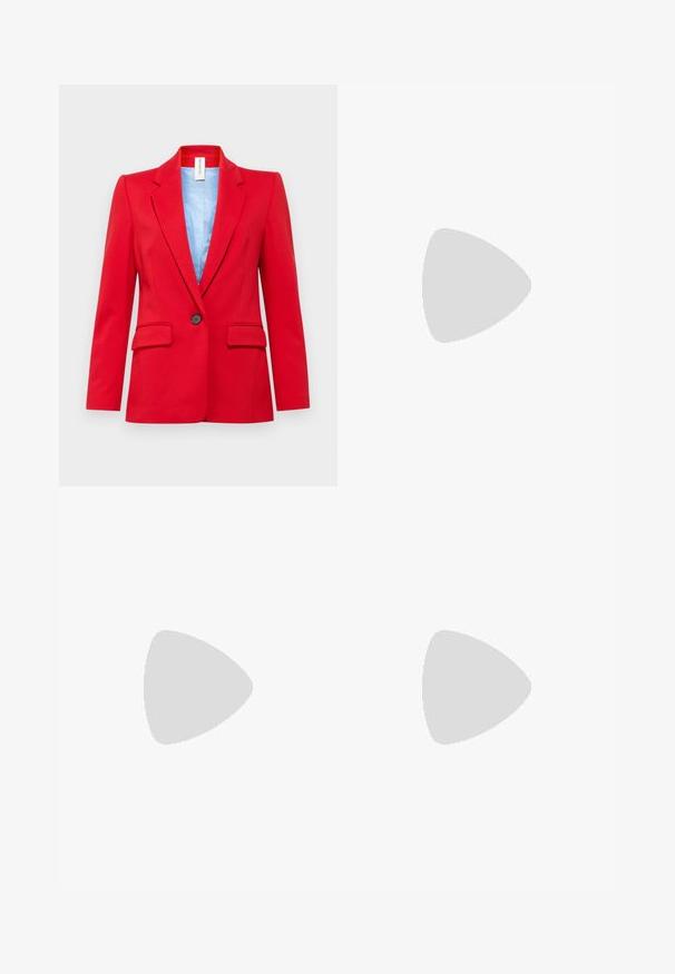 DRYKORN ATLIN - Blazer - red; Crop top blanc côtelé avec un col montant et sans manches. Fabriqué en tissu doux et extensible pour un ajustement confortable.; Pantalons larges beiges avec une finition texturée, dotés de deux poches latérales, de plis avant et d'une taille pour un maintien sécurisé.; B baskets blanches avec une tige en mesh, des accents bleu marine et une semelle rembourrée. Présente le logo "N", des lacets et un détail texturé sur le côté.; Lunettes de soleil en écaille marron avec des verres ovales et une teinte gris foncé. Présente un accent en ton doré sur les branches. Texture en plastique lisse.