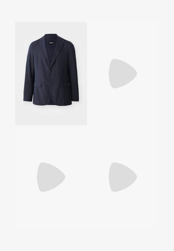 Tamsiai mėlynas švarkas, pagamintas iš tekstūruotos medžiagos, su išpjova, dviem priekinių kišenėmis ir dviem mygtukais užsegamas. Matomas prekės ženklas.; BOSS TEE - Paprasti marškinėliai - open white; Bežinės medvilninės kelnės su tiesiu kirpimu, turinčios mygtuko uždarymą ir priekyje raukšles papildomai dekoratyviam akcentui.; Balti sportbačiai su lygia oda, apvalia pirštine ir plokščiu padu. Juodas akcentas prie kulno, su toniniais raišteliais ir minimaliais prekių ženklais.