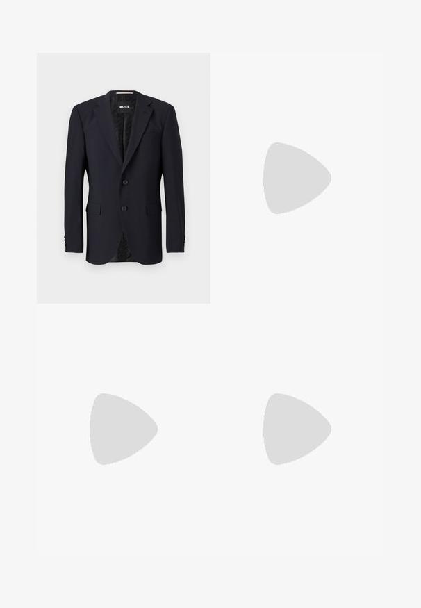 Blazer bleu marin dintr-un material texturat, cu închidere cu două butoane, revere cu tăietură și două buzunare frontale. Interior căptușit cu un model.; Cămașă albastră deschis, cu mânecă lungă, realizată dintr-un material neted, având o bandă de nasturi în față, colier ascuțit și o croială regulară.; Pantaloni negri dintr-un material neted. Acestia au un croi drept, un design frontal plat și o închidere cu buton, având un model simplu al beteliei.; Pantofle din piele neagră cu un finisaj neted, design cu șireturi, vârf rotunjit și detalii de cusătură subtile. Prezintă o talpă din cauciuc negru.