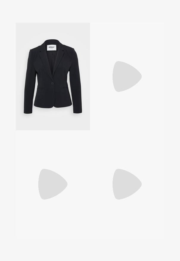 ONLY Petite ONLKYRA LIFE FIT  - Suknjič - black; Even&Odd Petite 2 PACK - Top - light grey/black; Črne razširjene hlače iz gladkega materiala, ki imajo zlate gumbne detajle ob pasu in oprijet silhueto.; Črni lakirani usnjeni loafers s debelim črnim podplatom in zlato kovinsko opremo. Gladka tekstura in zasnova zaokroženega nosu.; Srebrni kovinski obročasti uhani z brušenjem, s krožno obliko in prozornim zatičem za varno nošenje.