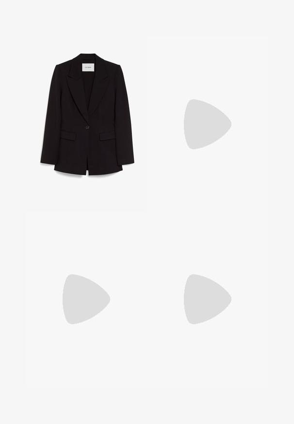 Melnas bleizera jakas ar asām atlokām, vienu pogu un divām priekšējām kabatām. Gluda auduma pārklājums ar strukturētu siluetu un smalkām šuvēm.; Baltais garo piedurkņu krekls ar apkakli, izgatavots no kokvilnas. Aprīkots ar pogu aizdari priekšā un vienu krūšu kabatu. Gluda tekstūra, brīvs piegriezums.; Melnas plašās bikses ar gludu tekstūru, ar priekšējo pogu aizdari un vienkāršu, tīru dizainu. Nav manāmas nekādas rakstu vai akcentu detaļas.; Melna ādas baleta kurpe ar noapaļotu purngalu, gludu tekstūru, minimālu šuvju detalizāciju un elastīgu zoles dizainu.