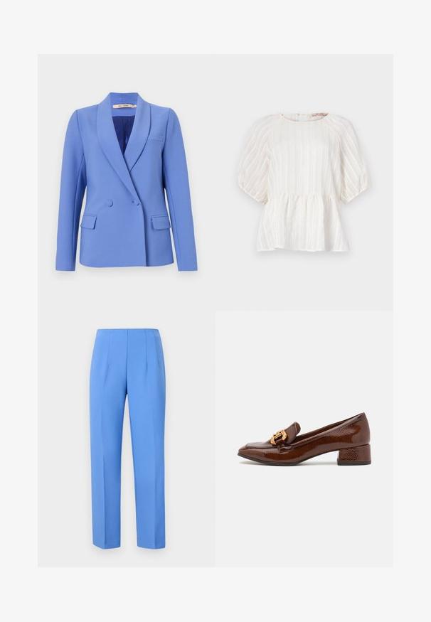 Dvojnaboječ jopič iz svetlo modrega blaga. Ima špičaste reverje, dva sprednja žepa, enim žepom na prsih ter gladko podlogo.; Bela bluzica z vertikalnimi črtami, kratkimi napihnjenimi rokavi, okroglim izrezom in nabranim peplum robom. Narejena je iz lahkega, teksturiranega materiala.; Modre prilagojene hlače iz gladkega materiala s stranskimi naborki, z ravnim krojem in čistim pasom. Brez vidne kovine ali vzorcev.; Brahkni usnjeni mokasini z sijočo površino, ki imajo dekorativno zlato zaponko spredaj in nizko blok peto. Klasična zasnova.