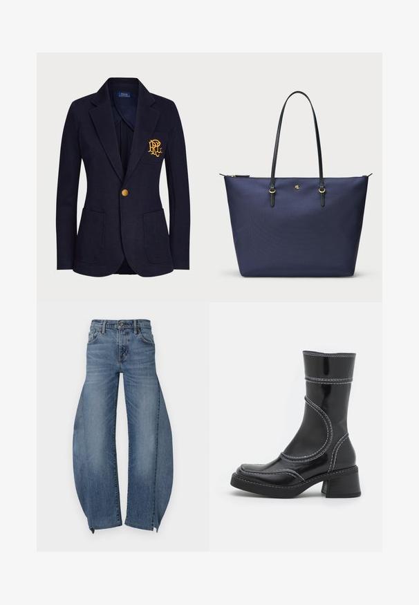 Marineblazer aus strukturiertem Stoff mit einem goldenen Knopf und einem gestickten Logo auf der Brusttasche. Verfügt über zwei Fronttaschen.; Schwarzes Langarmoberteil aus einem transparenten, dehnbaren Stoff. Mit Raffung an den Seiten und einem Rundhalsausschnitt.; Jeans aus Denim in einem hellblauen Farbton, mit einem lockeren, ausgestellten Design und fünf Taschen. Die Beine haben einen einzigartigen weiten Schnitt am Saum.; Schwarze Lackleder-Ankle Boots mit weißen Nähten, abgerundeter Zehe und Blockabsatz. Besitzt geschwungene Designlinien und eine glatte Textur.; Dunkelblaues Tragetasche aus strukturiertem Stoff, mit schwarzen Ledergriffen und goldenen Hardware-Details. Reißverschlussverschluss an der Oberseite.