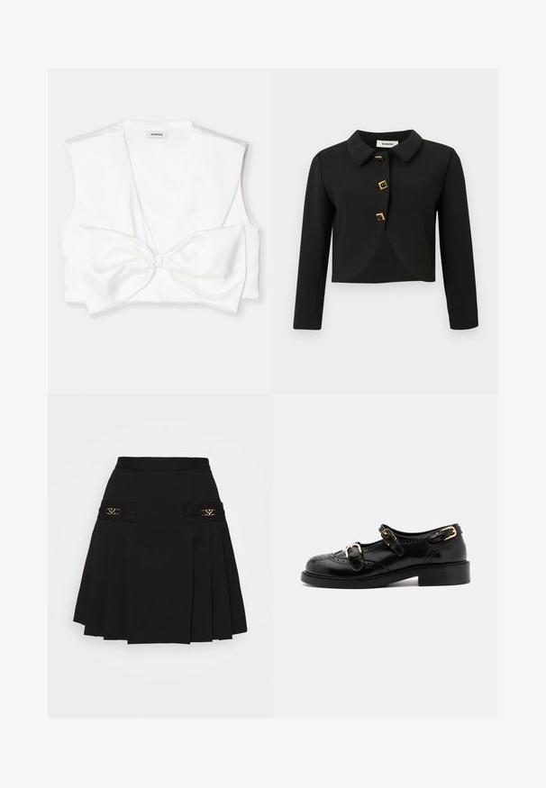 Czarna krótka kurtka z okrągłym kołnierzem, czterema kwadratowymi guzikami z złotymi akcentami oraz długimi rękawami, wykonana z gładkiego materiału.; Biały krótki top z głębokim dekoltem w kształcie V, z szerokimi ramiączkami i dużą kokardą z przodu. Gładka, satynowa faktura.; Czarna plisowana spódnica z złotymi akcentami. Posiada boczne kieszenie z logo, wykonana z gładkiego materiału. Sylwetka w kształcie litery A.; Czarne skórzane buty z detalami brogu, z dwoma klamrami, okrągłym noskiem i niskim obcasem. Gładka tekstura z błyszczącym wykończeniem.