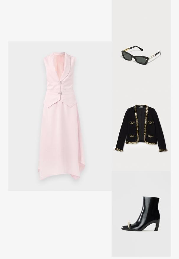 Jachetă texturată neagră, cu margini și buzunare decorate cu trim de lanț auriu și accesorii decorative pe partea din față.; Rochie fără mâneci de culoare roz pal, cu un guler tip șal, cu un tiv asimetric și două clame decorative argintii la talie. Țesătură netedă, cu textură.; Cizme negre peste glezna, realizate din piele lucioasă, cu vârf ascuțit și un accent decorativ aurii și argintii în față. Design cu toc pătrat.; Swarovski Ochelari de soare - black; Geantă de mână din piele neagră matlasată, cu mâner din lănțișor argintiu, cu un design structurat și textură netedă.
