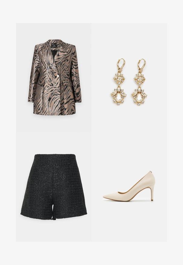 Sacou metalic bronz cu dungi negre de zebre, având un design cu două rânduri de nasturi, guler cu vârf și două buzunare frontale.; Tricou negru cu mânecă scurtă, confecționat dintr-un material Neted. Dispune de un guler rotund, fără modele sau accente vizibile, oferind un design simplu.; Shorts negri din țesătură cu un finisaj texturat și o strălucire subtilă. Prezintă o talie înaltă și o formă structurată în A.; Pantof cu toc înalt bej, cu vârful ascuțit, partea superioară din piele netedă și toc subțire stiletto. Prezintă un decolteu jos și fără elemente metalice vizibile.; Cercei lungi aurii, cu un design în cluster, având cristale clare de formă rotundă și în formă de lacrimă, care pun în evidență detalii intricate.