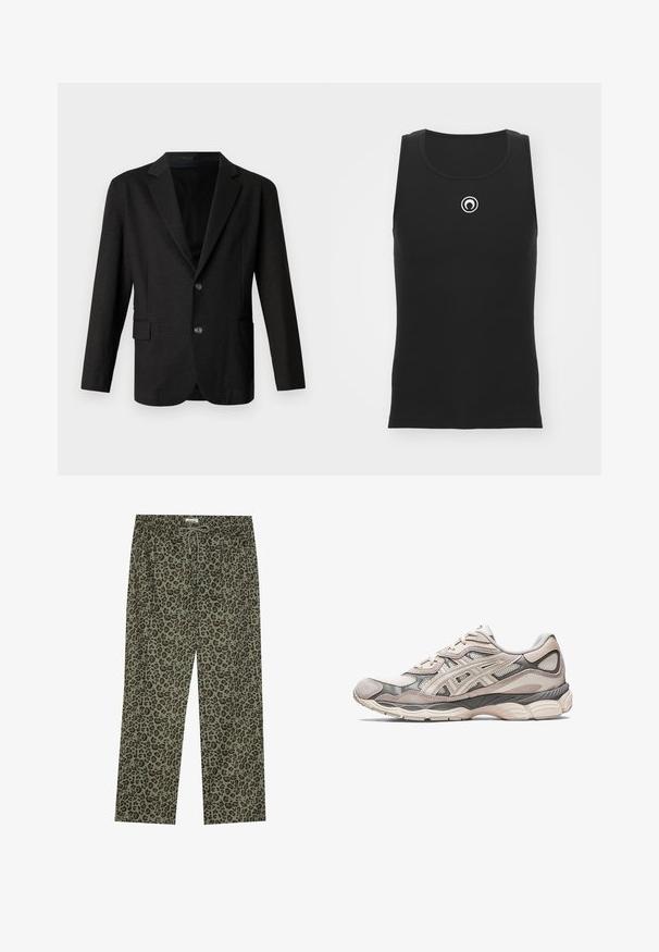 Blazer grigio scuro in un tessuto liscio e testurizzato. Presenta un rever a punta, due bottoni frontali e una tasca singola sul lato sinistro.; Canottiera nera a coste con scollatura rotonda e logo circolare bianco sul petto; presenta un design aderente.; Pantaloni in stampa leopardata color verde oliva, realizzati in tessuto morbido, con cintura elastica e chiusura con cordoncino per una vestibilità regolabile.; Scarpa atletica grigia chiara con una tomaia in rete e suede. Presenta una soletta ammortizzata, sovrapposizioni pronunciate e un design strutturato.