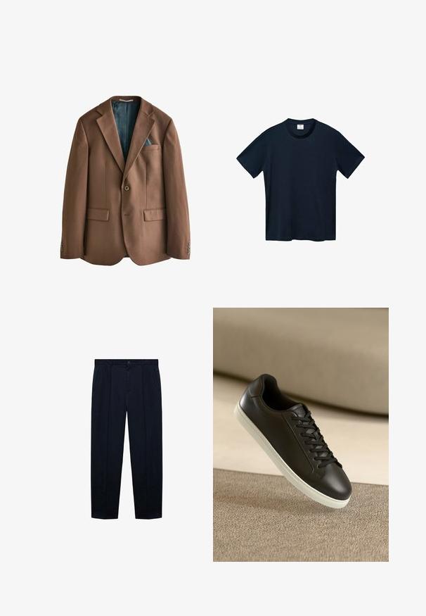 Brun blazer lavet af stof med glat tekstur. Enkelt knaplukning, to forlommer, og et teal mønsterforet synligt indeni.; Marineblå t-shirt med korte ærmer lavet af blød bomuld, med rund halslinje og en ren, lige afslutning uden synlige mønstre.; Marineblå, flade bukser lavet af letvægtsstof med en glat tekstur; har en knaplukning og to sidelommer.; Sort lædersneaker med hvid gummisål og sorte snørebånd, placeret mod en beige stofoverflade og baggrund.