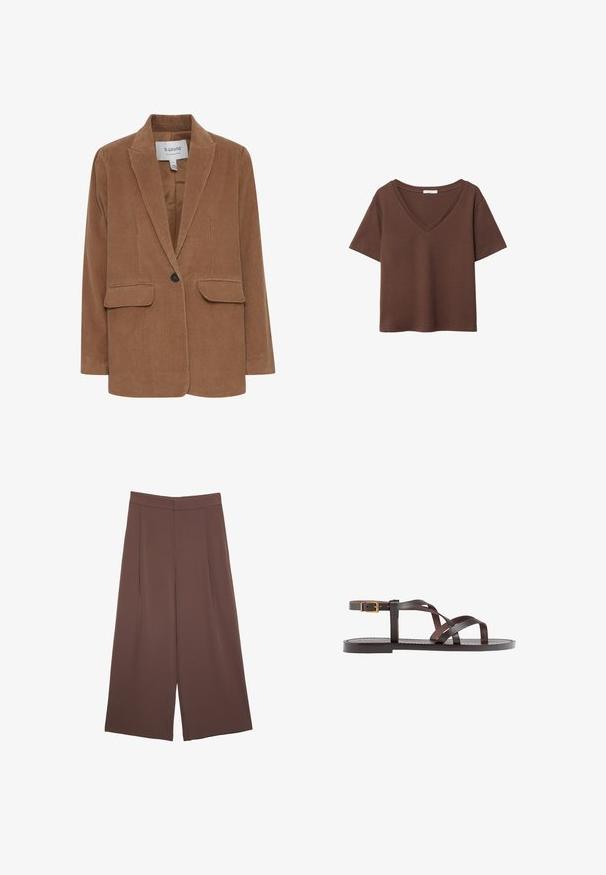 Ruskea vetskari bleiseri, jossa on hapsupinnat, kaksi etutaskua, yksi nappisuljenta ja sileä sisävuori.; Ruskea puuvillapaita, jossa on lyhyet hihat ja syvä V-kaula-aukko. Yksinkertainen muotoilu, pehmeä rakenne ja suora helma. Ei kuvioita tai yksityiskohtia.; Ruskeat leveälahkeiset housut, joissa on sileä pinta, korkea vyötärö ja etupleat. Kangas on kevyttä ja laskeutuu väljänä.; Ruske kožne sandale s križnim trakama, zatvaranjem na kopču oko gležnja i ravnim potplatom s minimalnim detaljima šivanja.