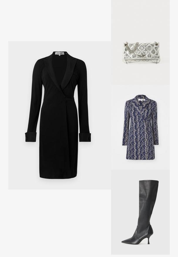 Námořnický modrý dvouřadý kabát s béžovým abstraktním vzorem, s klopami, dlouhými rukávy a dvěma předními kapsami. Měkká tkanina.; Černé zavinovací šaty s dlouhými rukávy, šálovým límcem a manžetami na knoflíky. Vyrobené z hladké látky, s přiléhavým střihem a jednoduchým designem.; Černé kožené vysoké boty do kolen s špičatou špičkou a štíhlým jehlovým podpatkem. Hladká textura s přiléhavým střihem a přešitím na horním okraji.; Stříbrná metalická kabelka s řetízkem, prošívanou texturou, dekorativním stehem a zipovým uzávěrem. Obsahuje embosované detaily na přední straně.