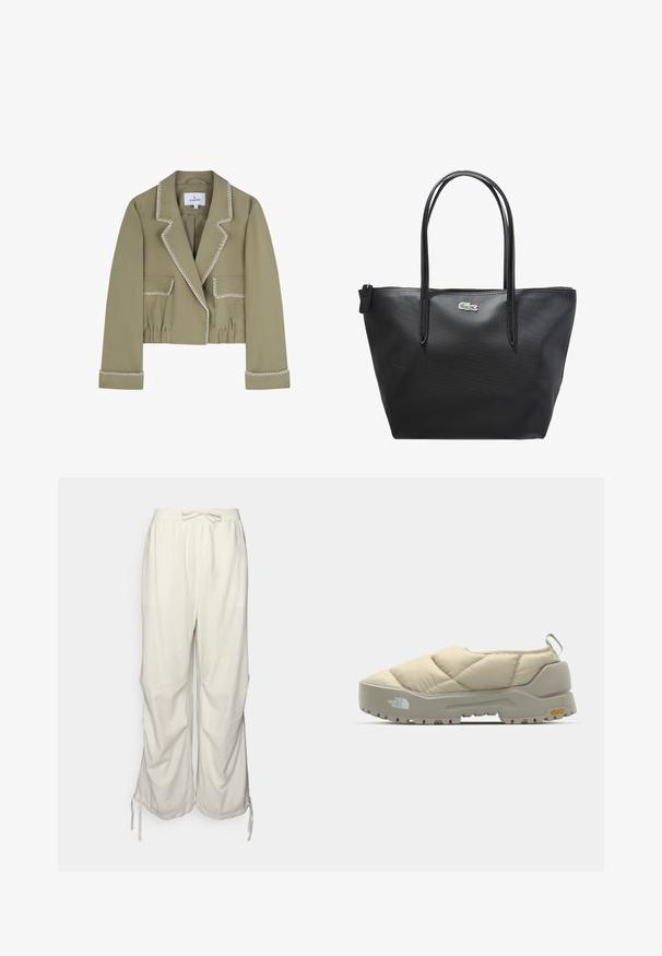 Veste olive ajustée avec des coutures blanches contrastantes, revers structurés, deux poches avant et ceinture élastique.; Haut asymétrique sans manches en tissu beige clair, présentant un décolleté arrondi et un détail froncé sur le côté pour ajouter de la texture.; Pantalons en mélange de lin ivoire avec une taille élastique, un cordon de serrage, et des fentes sur le bas pour un ajustement réglable.; Chaussure slip-on beige matelassée avec semelle grise Vibram, forme arrondie et boucle à l'arrière. Comprend un logo sur le côté et une surface supérieure texturée.; Sac fourre-tout synthétique noir avec deux longues poignées, surface texturée et un petit logo brodé en accent. Fermeture zippée sur le dessus.