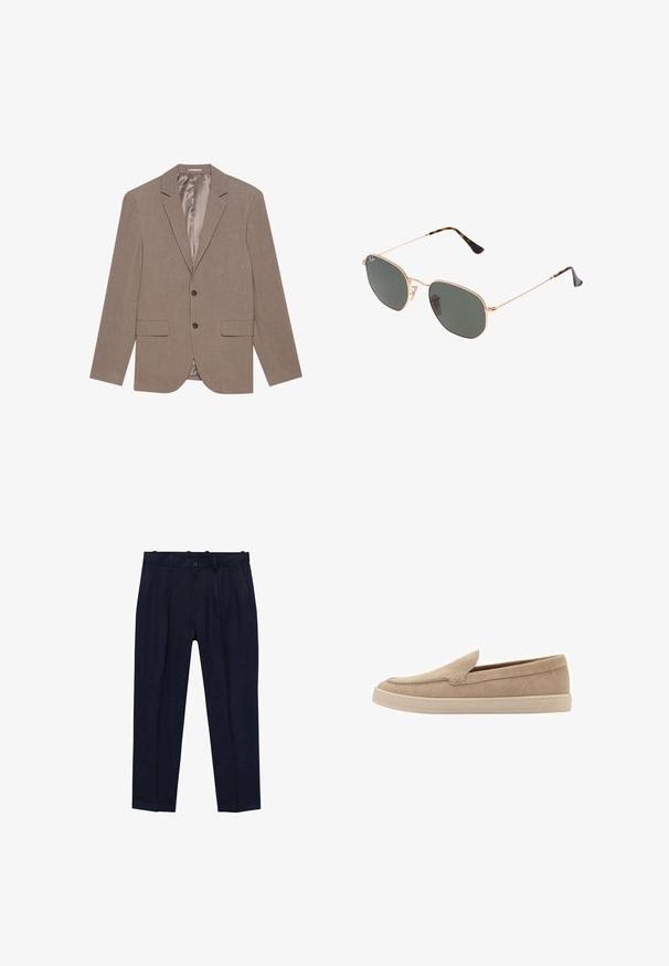 Lichtbruine blazer van textuurstof, met twee voorkepten, een sluiting met één knop en een satijnen binnenvoering.; Witte overhemd met lange mouwen en een knoopsluiting, voorzien van subtiele verticale strepen, knopen aan de voorkant en een licht afgeronde zoom.; Maritieme broek van gladde stof, met een iets getailleerde pasvorm, voorplooien, riemlussen en een enkel knoopsluiting.; Beige nubuck instapper met een ronde neus en gestikte details. Lichtgekleurde rubberen zool met een laag profiel.; Gouden metalen zonnebril met donkergroene lenzen, aviator-stijl, met slanke scharnieren en schildpad-accenten op de uiteinden.
